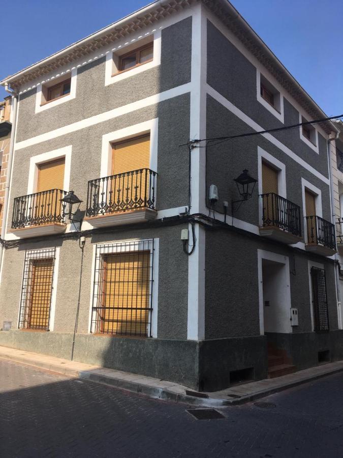 Casa Rural Puerta De La Iglesia Elche de la Sierra Exteriör bild