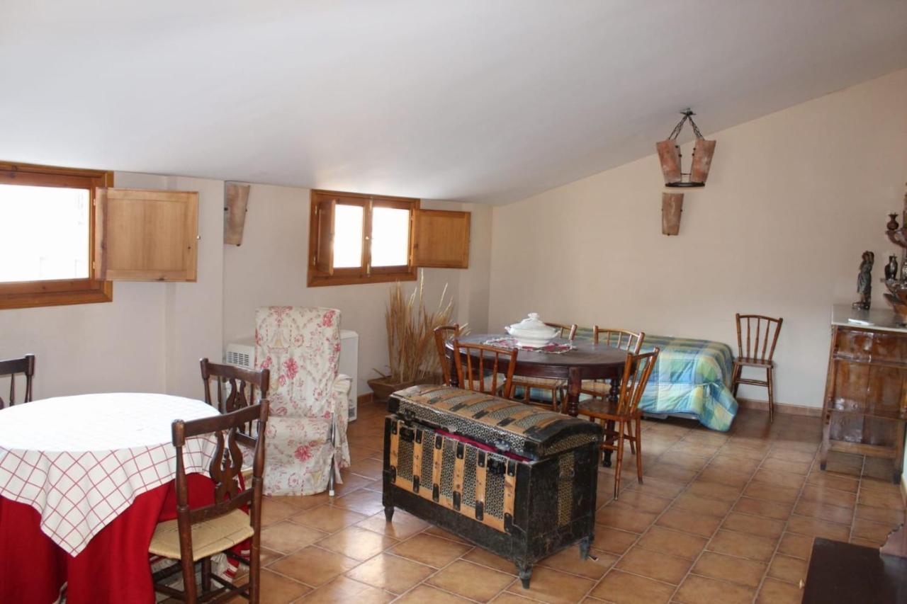 Casa Rural Puerta De La Iglesia Elche de la Sierra Exteriör bild